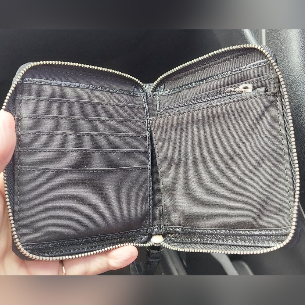 Coach Peyton Signature Medium Zip Around Wallet Black/Gray #F47341  Silver Tone - Picture 4 of 4